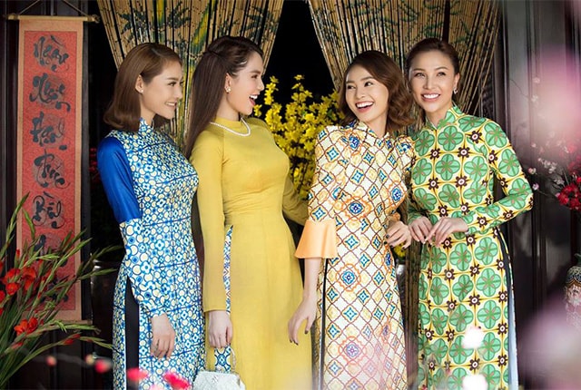 Ngọc Trinh quyến rũ với áo dài Cô Ba Sài Gòn - Hình ảnh 11